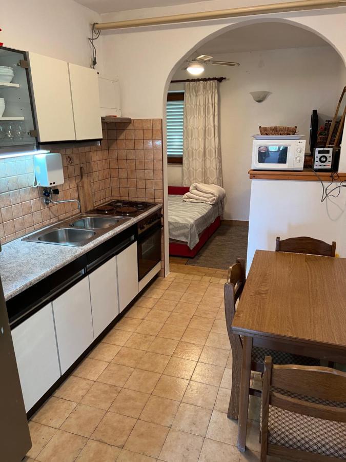 Apartmani Tonko Račišće Exterior foto