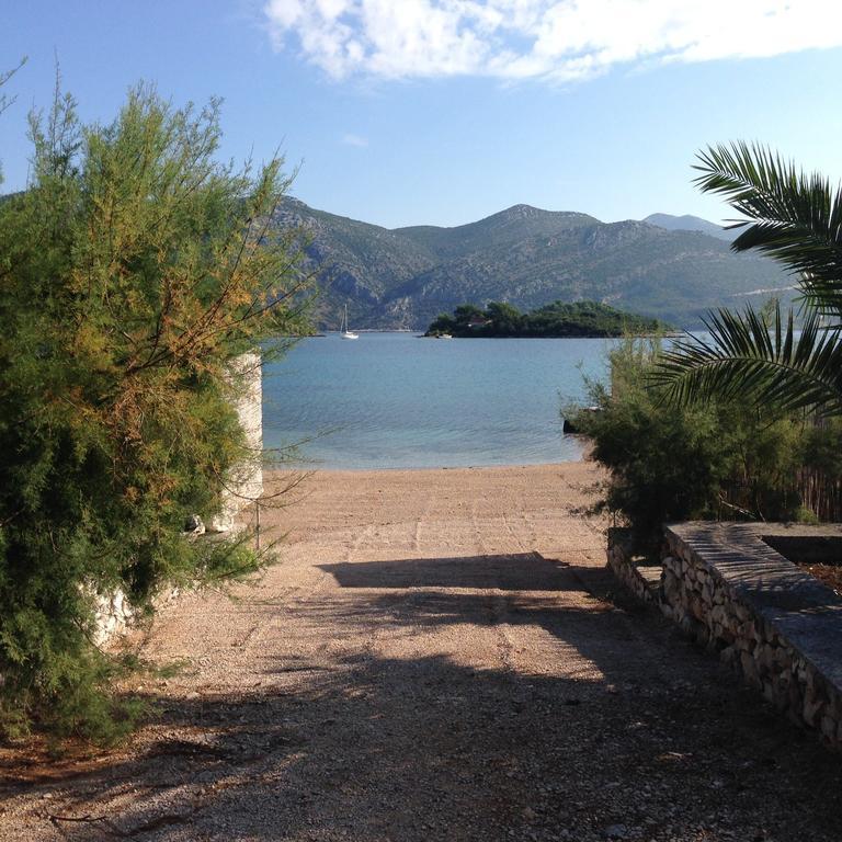 Apartmani Tonko Račišće Exterior foto